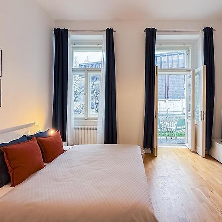 Turnkey I Wenceslas Square Apartments Prag Exterior foto