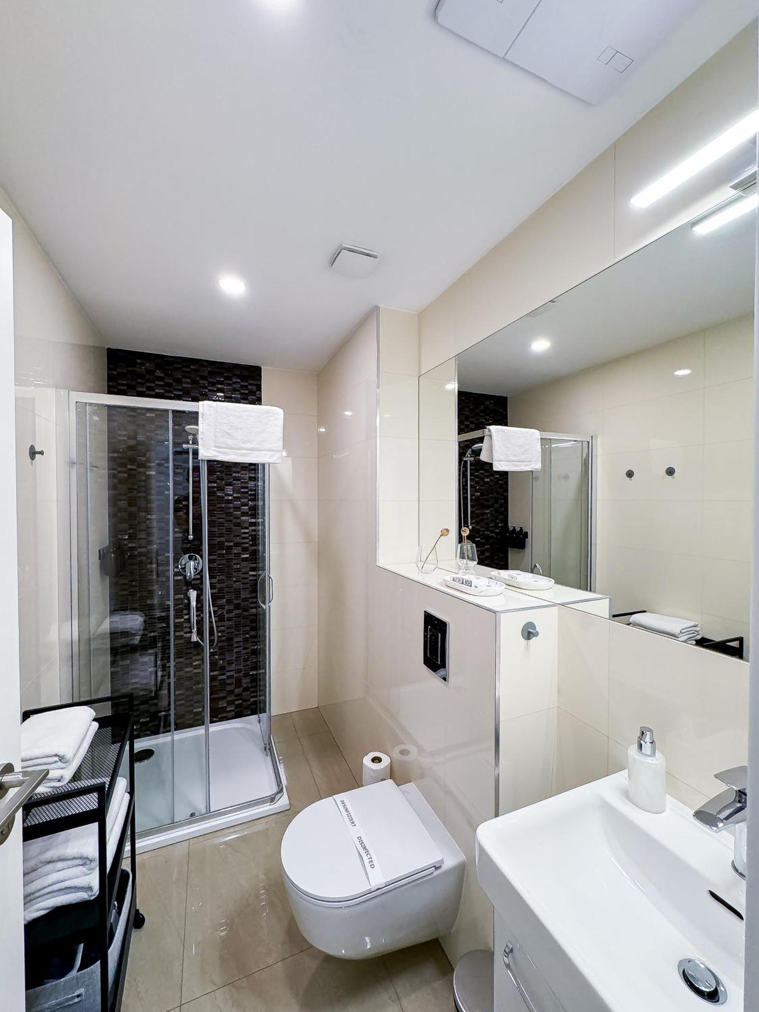 Turnkey I Wenceslas Square Apartments Prag Exterior foto