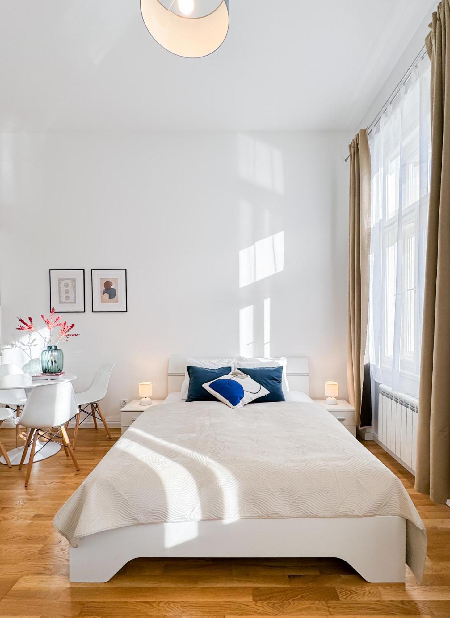 Turnkey I Wenceslas Square Apartments Prag Zimmer foto