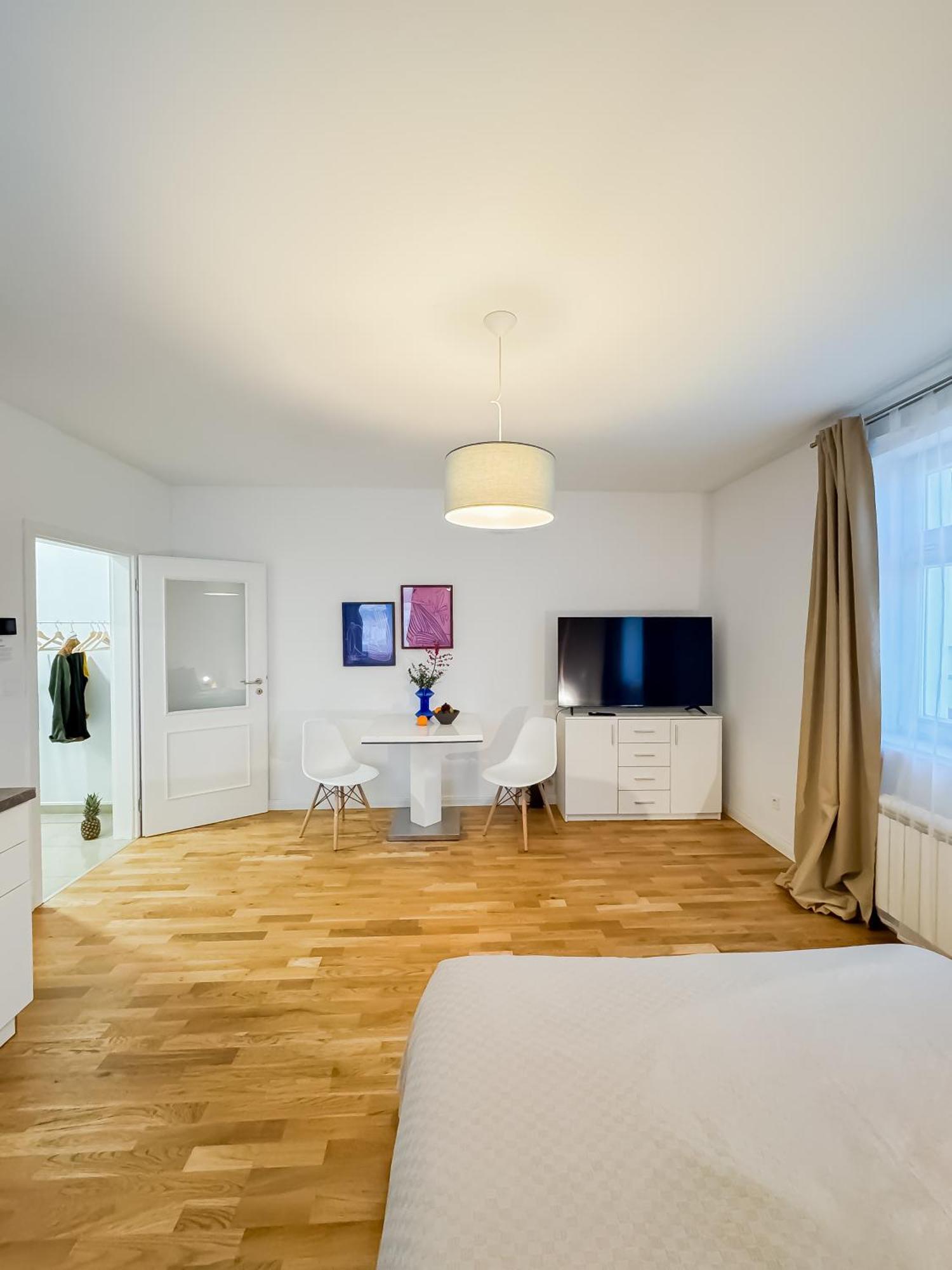 Turnkey I Wenceslas Square Apartments Prag Zimmer foto